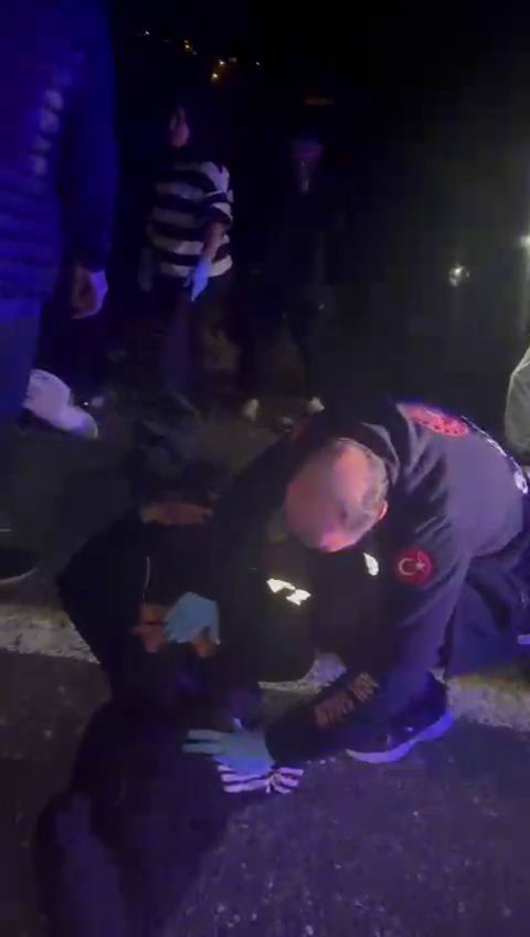 Köpeğe çarpmamak için direksiyonu kırdı, araç takla attı: 5 yaralı
