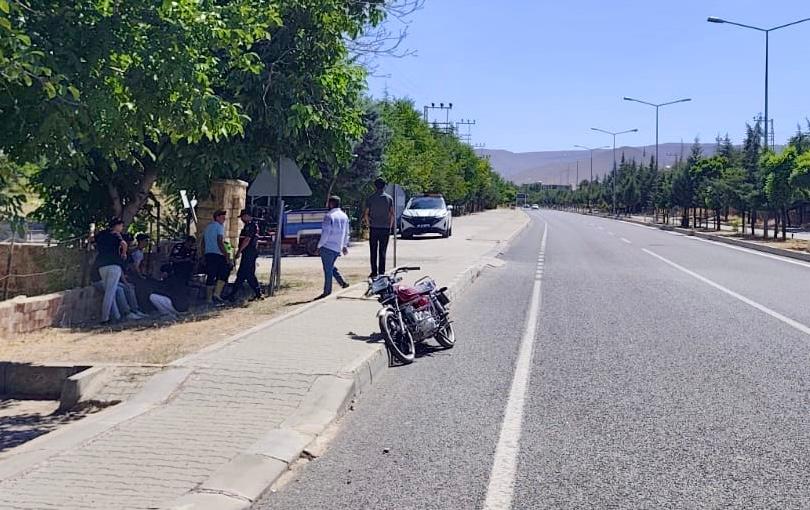 Malatya’da Motosiklet İle Çapa Motoru Çarpıştı: 1 Yaralı