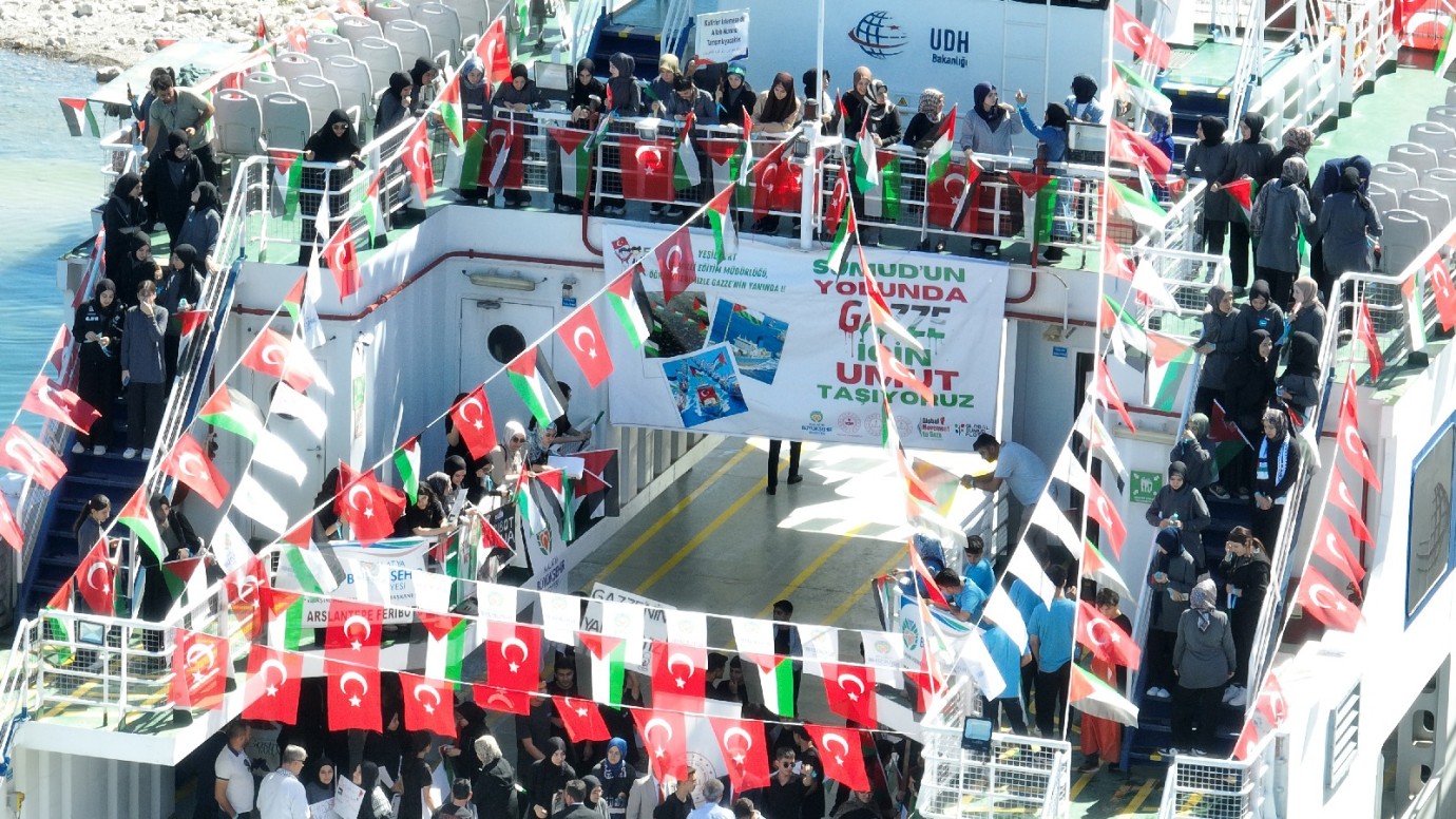 Öğrenciler Sumud Filosuna Umut Taşıdı