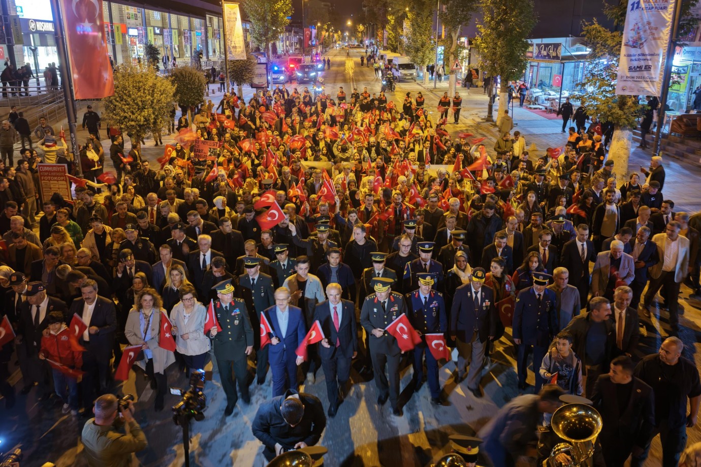  Cumhuriyetimizin 102. Yılı Malatya’da Kortejle Kutlandı 