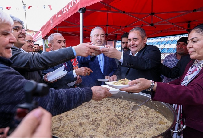 Ankara Keçiören’de Akçadağ Pilavına Yoğun İlgi
