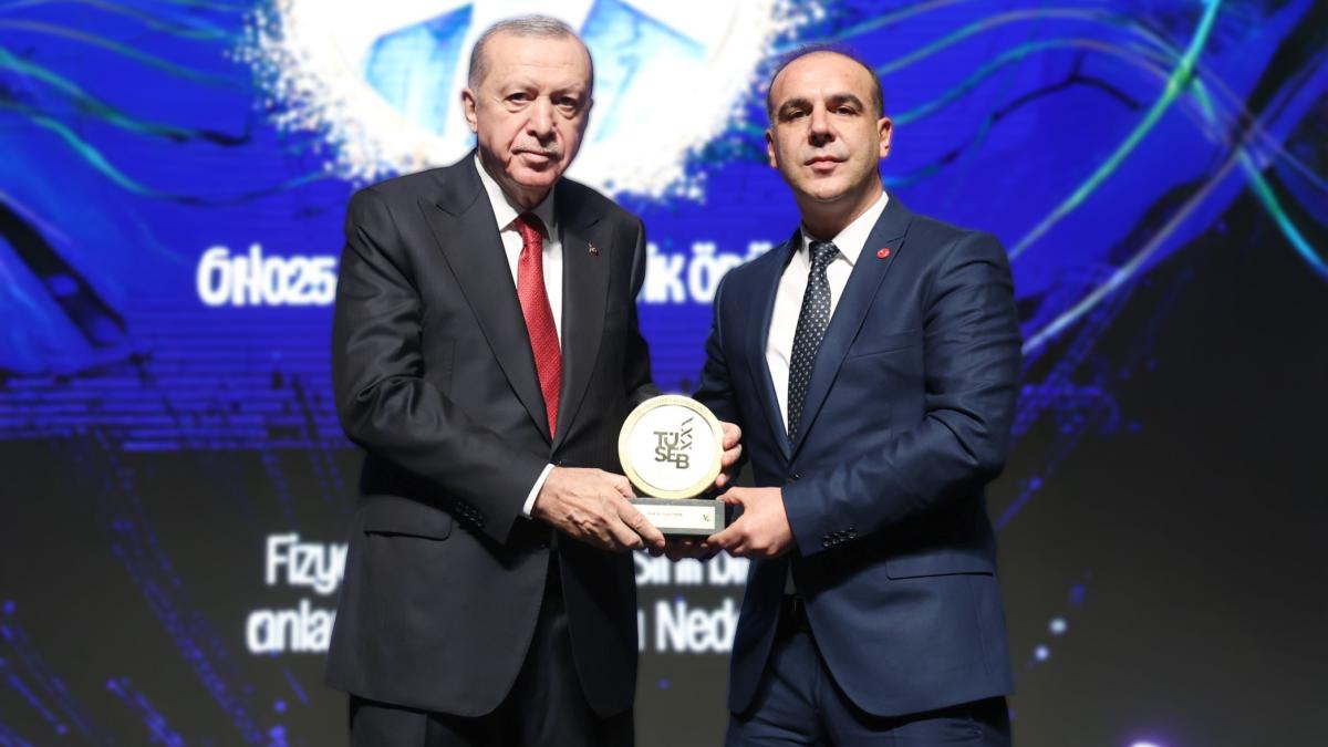 İnönü Üniversitesi Akademisyeni Prof. Dr. Suat Tekin, TÜSEB Bilim Teşvik Ödülüne Layık Görüldü
