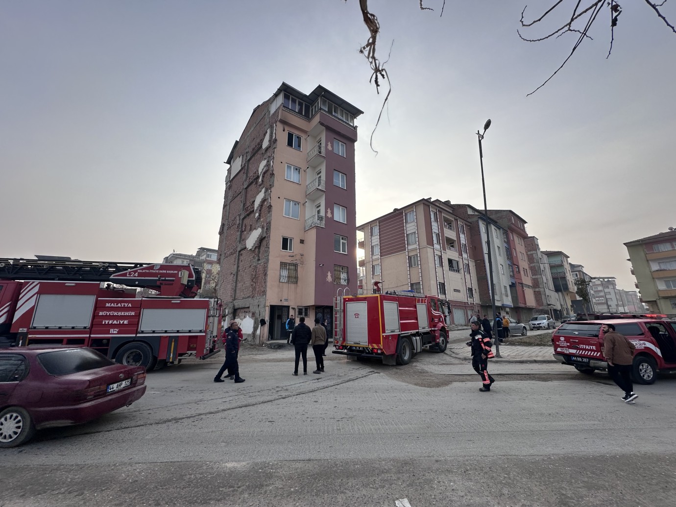 Ocakta Unutulan Yemek Paniğe Neden Oldu