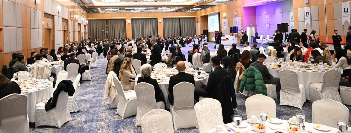 Vali Seddar Yavuz Mimarlar Odası Balosu’na Katıldı 