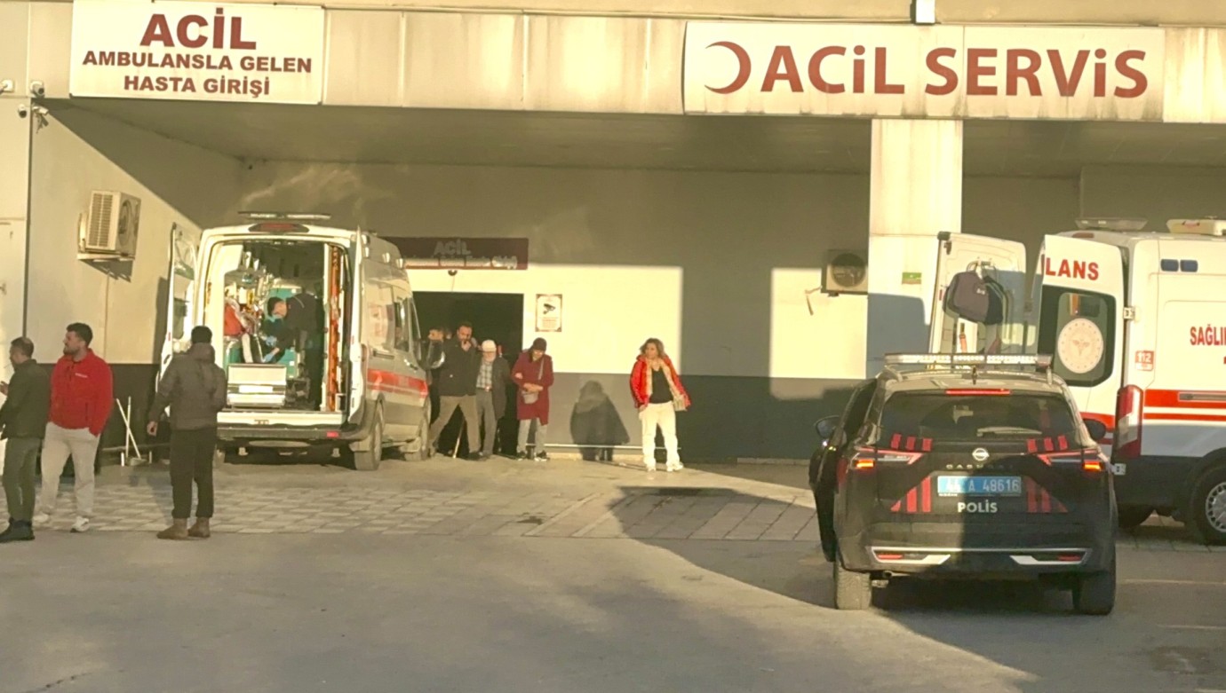 Lokantada Alacak Verecek Kavgası: 4 Yaralı