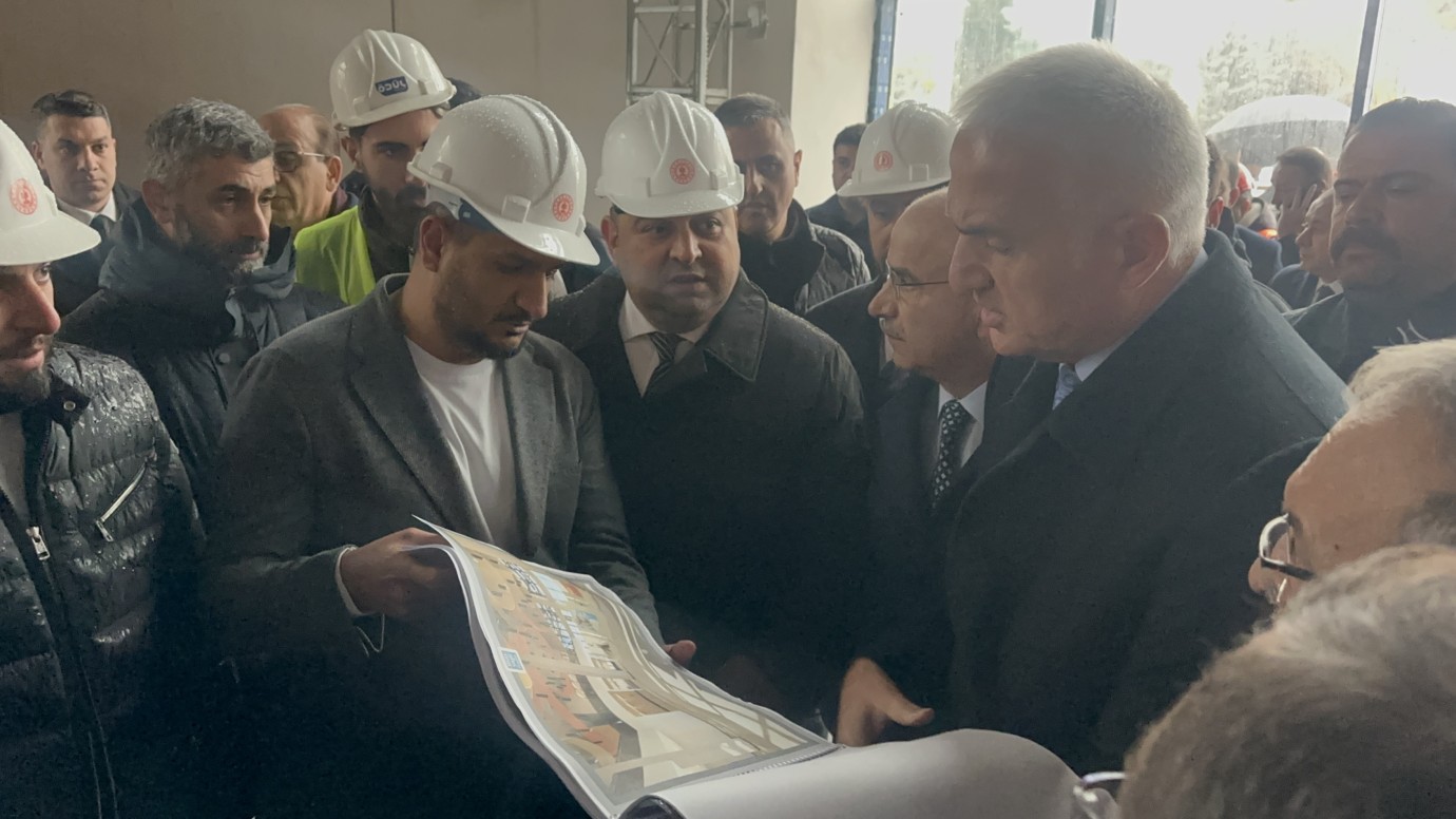 Kültür Ve Turizm Bakanı Ersoy, Sabancı Kültür Merkezi İnşaatını İnceledi