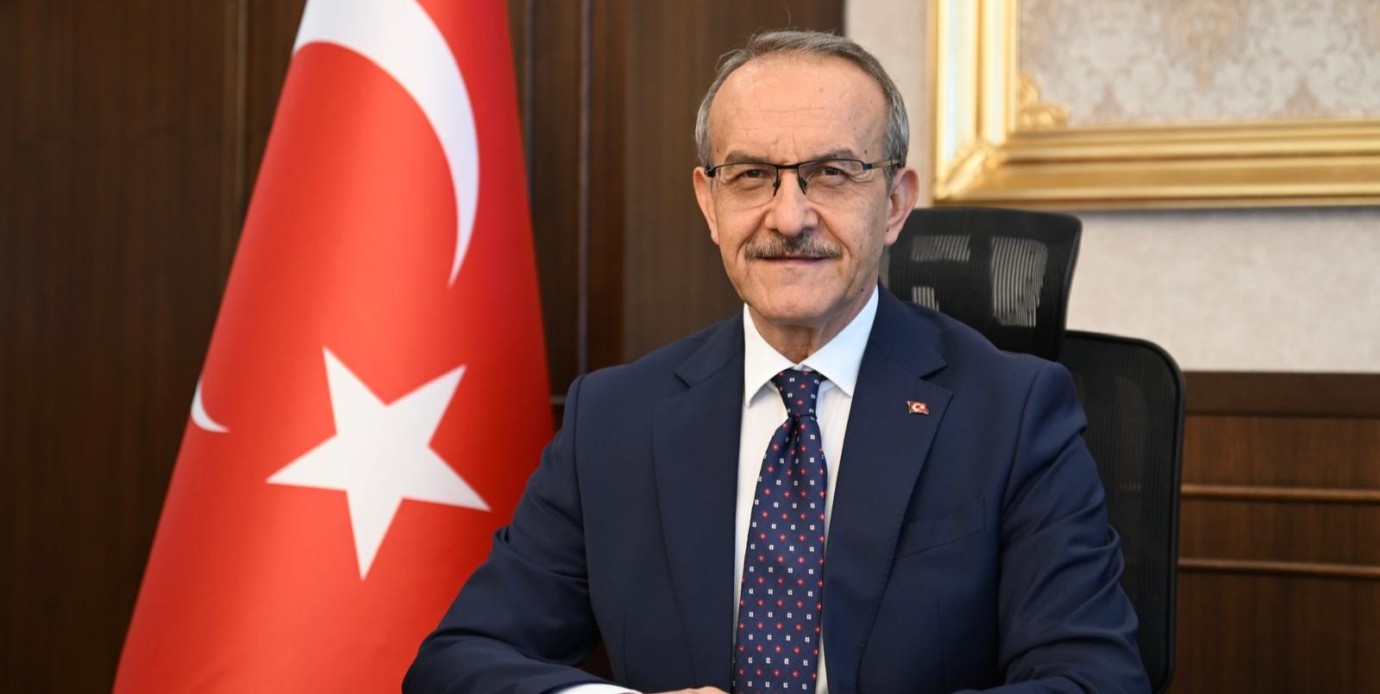 Vali Yavuz; 