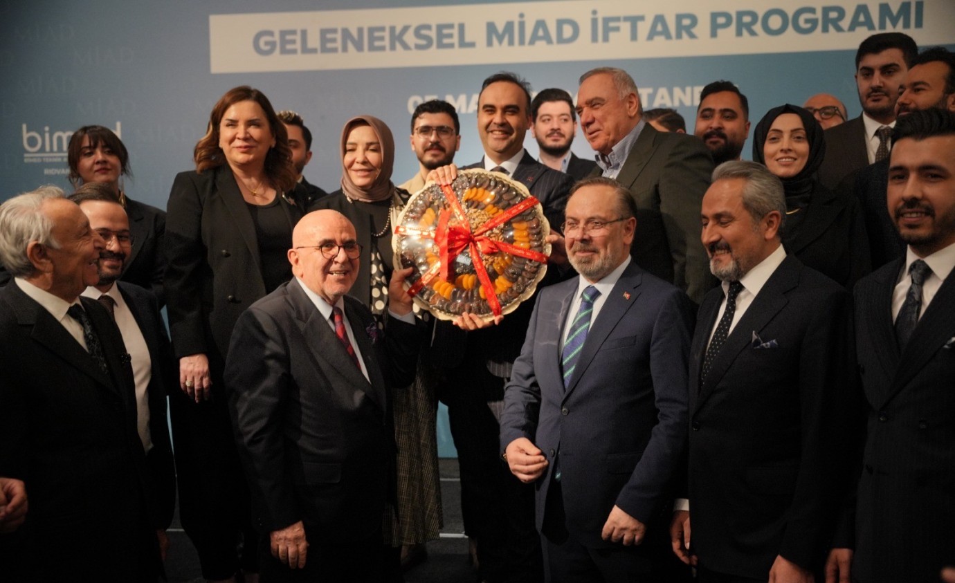MİAD’ın Geleneksel İftar Programına Bakan Kacır Katıldı
