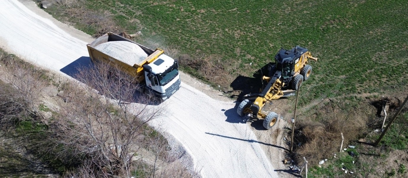Battalgazi’de Yol Çalışmaları Hız Kesmeden Sürüyor