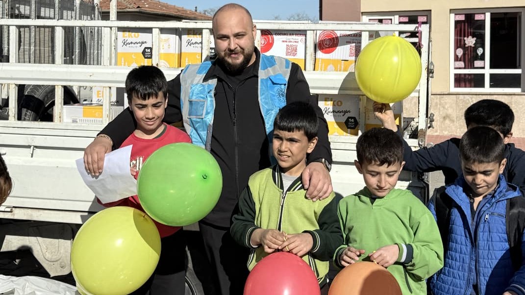 Arguvan’da İhtiyaç Sahiplerine Gıda Ve Giyim Desteği