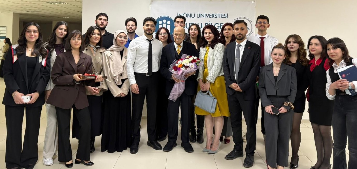 Prof. Dr. Fikret Eren, Genç Hukukçularla Malatya’da Bir Araya Geldi