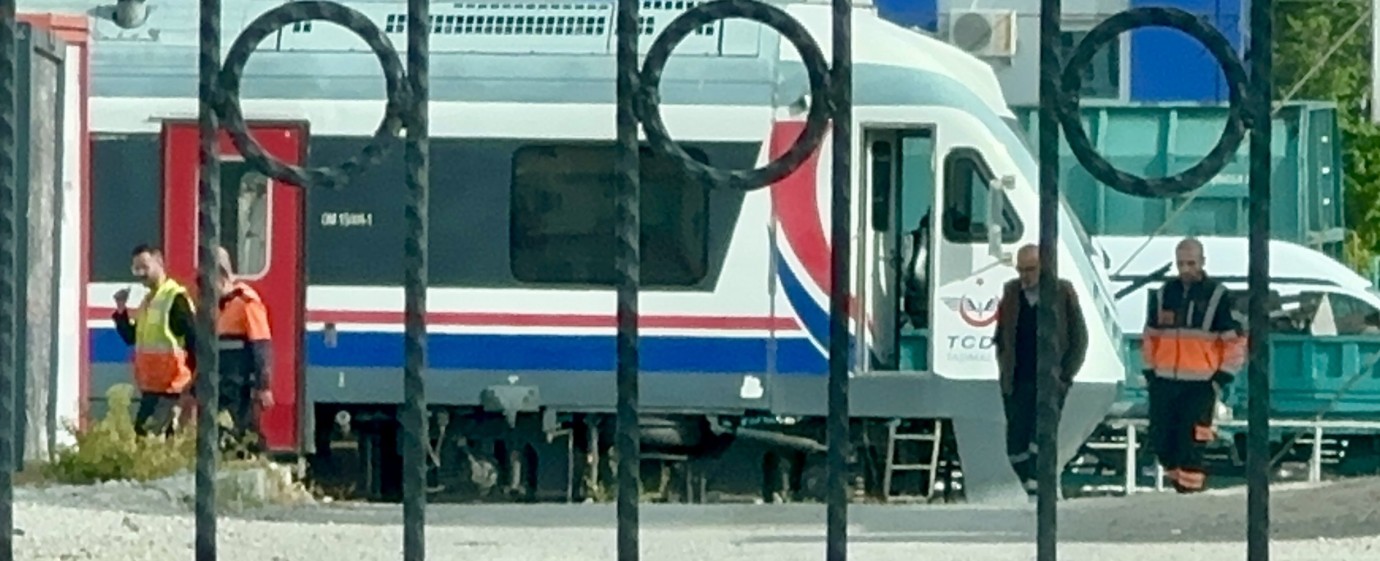 TCDD Atölyesinde Bir İşçi Ağır Yaralandı!
