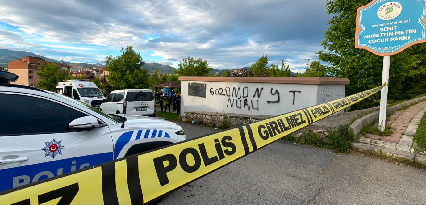 Genç Kız Çardakta Asılı Halde Bulundu!