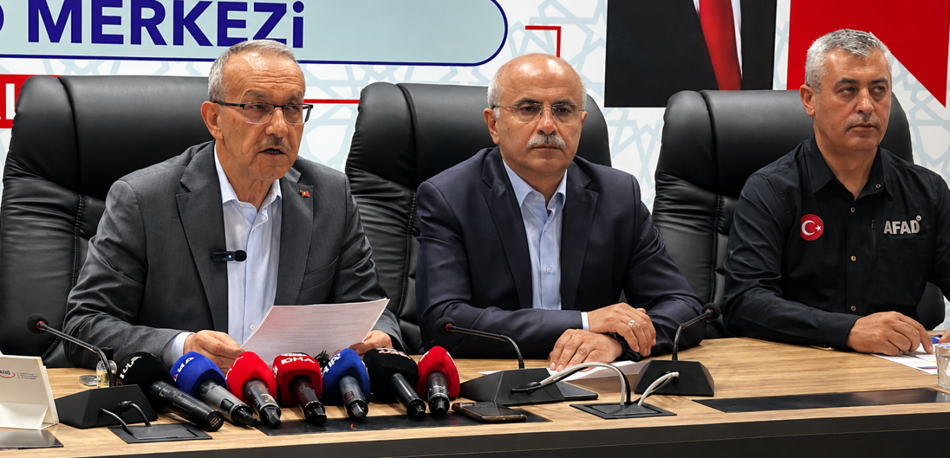 Vali Yavuz’dan Deprem Değerlendirmesi; “Can Kaybı Yok, 74 Kişi Hastanelere Başvurdu”