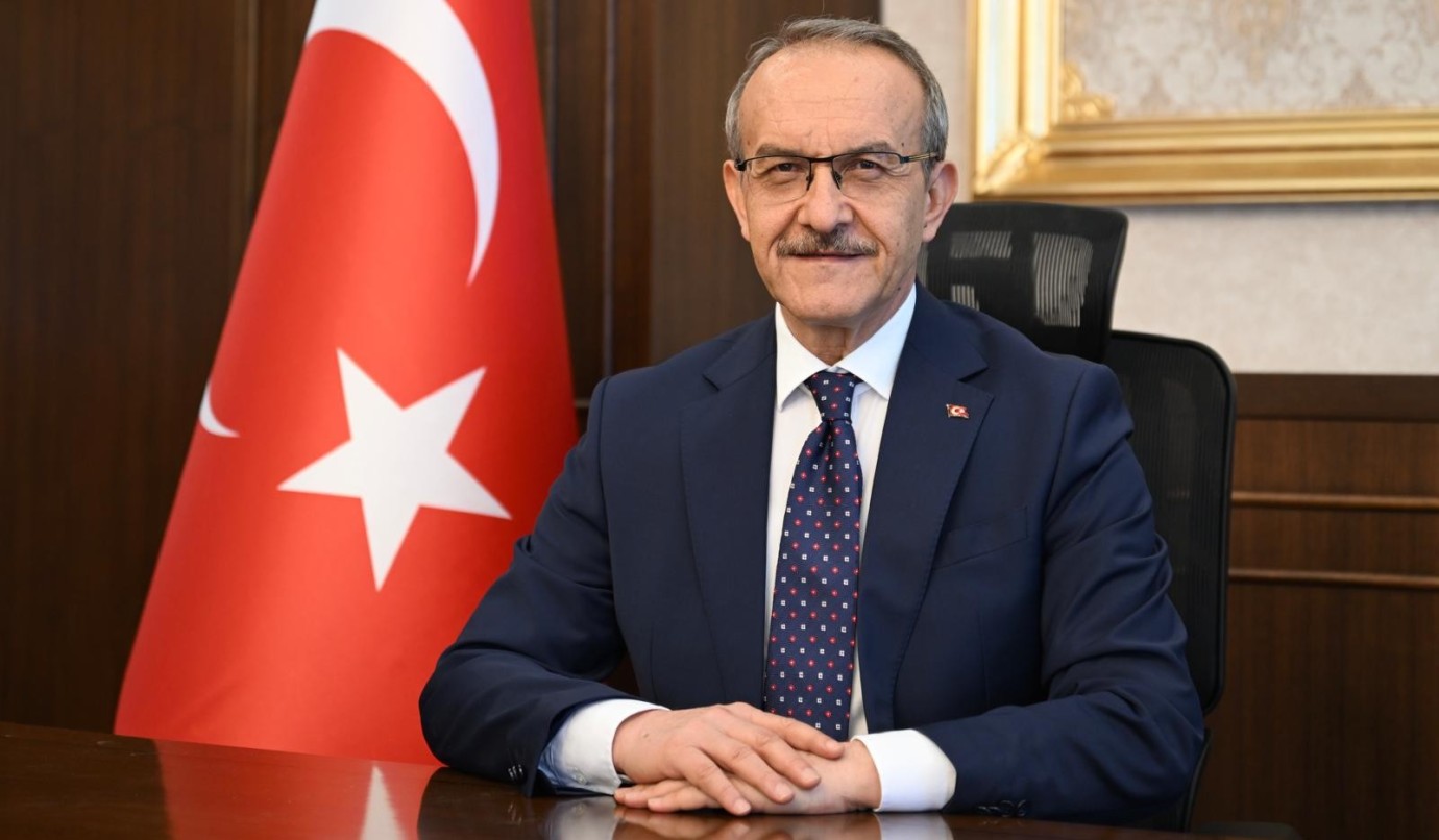 Vali Seddar Yavuz; “Güçlü Dayanışma Ruhu, Her Zaman Olduğu Gibi Bugün De Bizlere Umut Ve Güç Vermektedir”