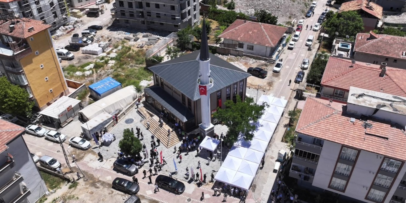 Hacı Hüseyin Kölük Camii Dualarla İbadete Açıldı