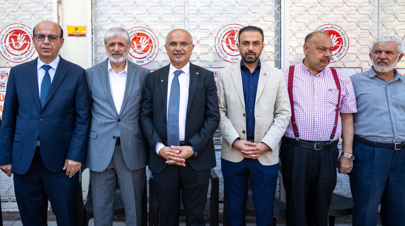 Yetimler Kervanı’nın Aşure Programında Birlik ve Dayanışma Mesajları Veridi