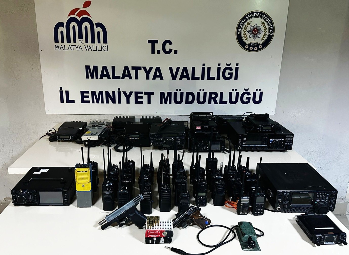 Sahte Polis Algısı Oluşturan Telsiz Grubuna Operasyon!