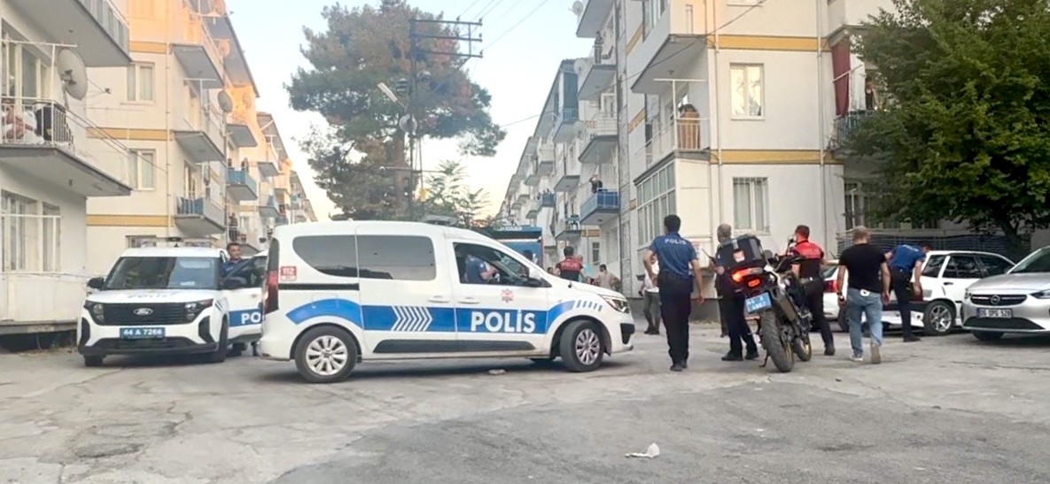 Akraba Kavgasında Polis Havaya Ateş Açtı!