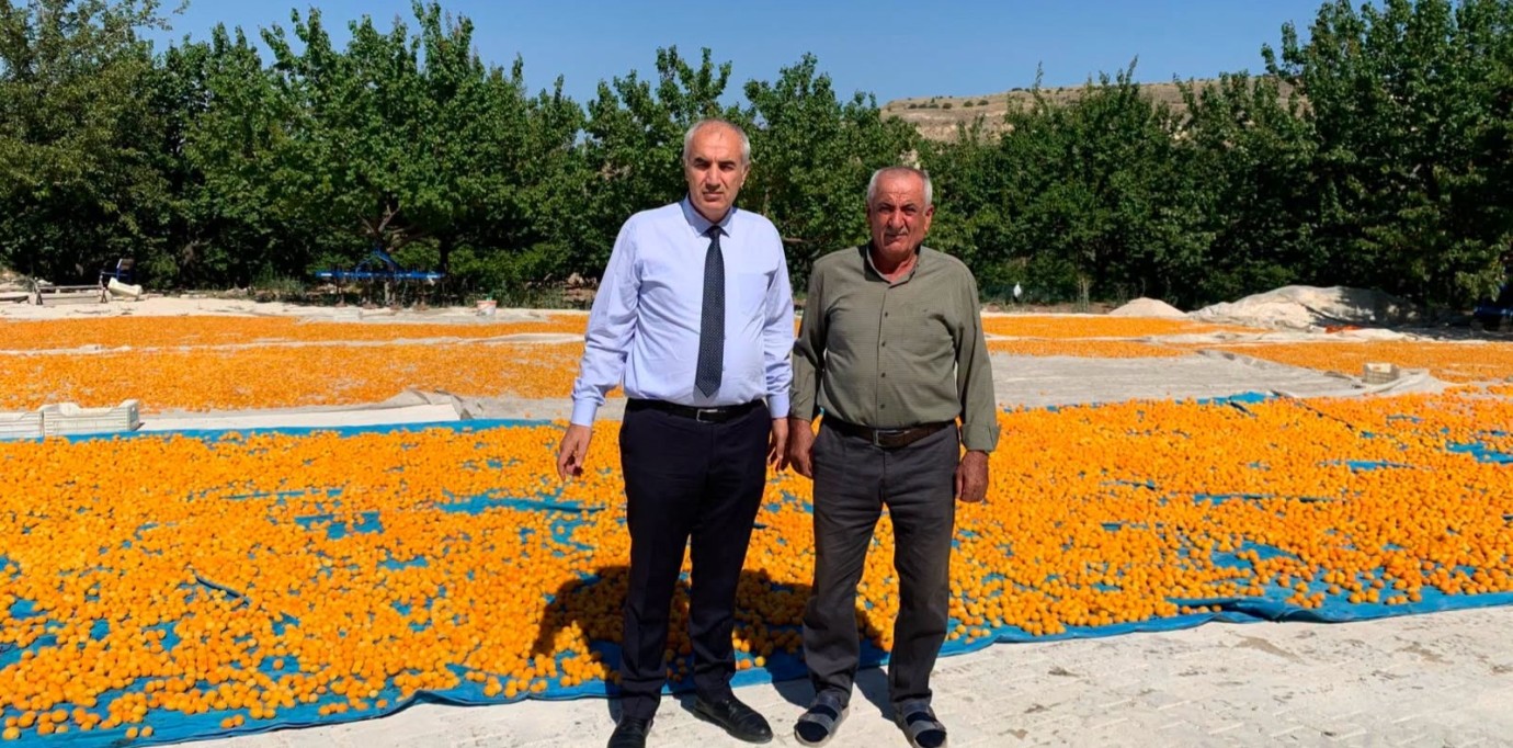 Tarım Ve Orman İl Müdürü Akar, Darende'de Üreticilerle Bir Araya Geldi