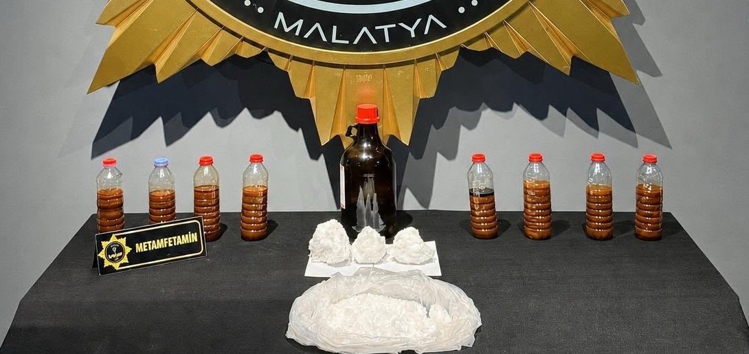 4 kilo 875 Gram Metamfetamin Ele Geçirildi!