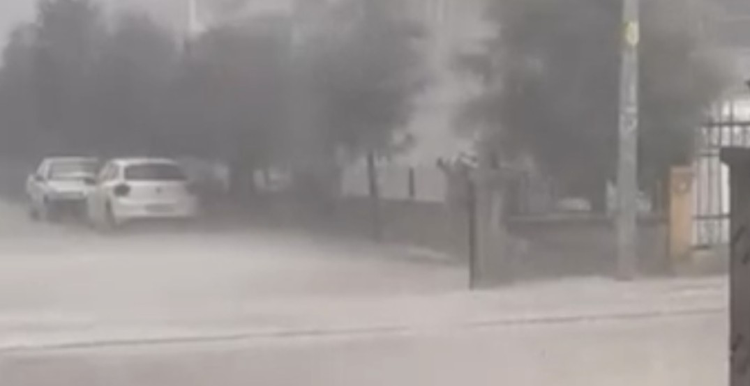 5 Dakikalık Fırtına Malatya’yı Altüst Etti!