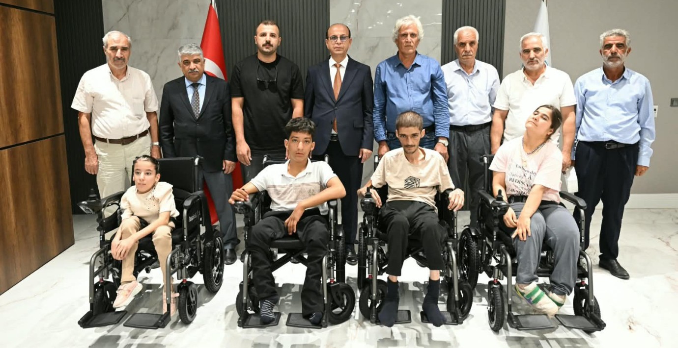 Engelli Bireylere Akülü Araç Desteği