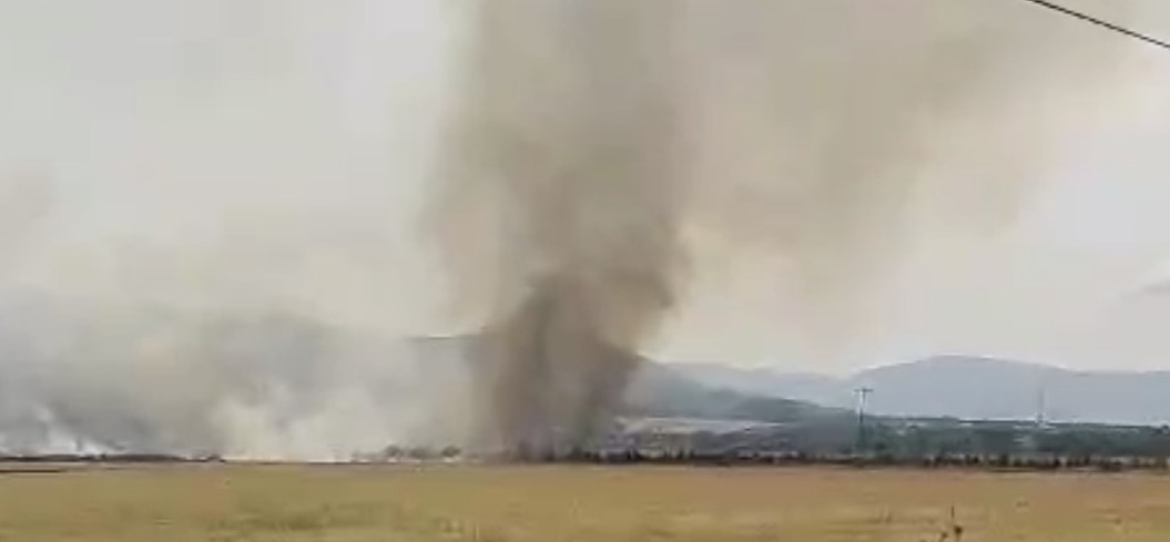 Yeşilyurt’ta Tarımsal Üretim Sahasında Yangın!
