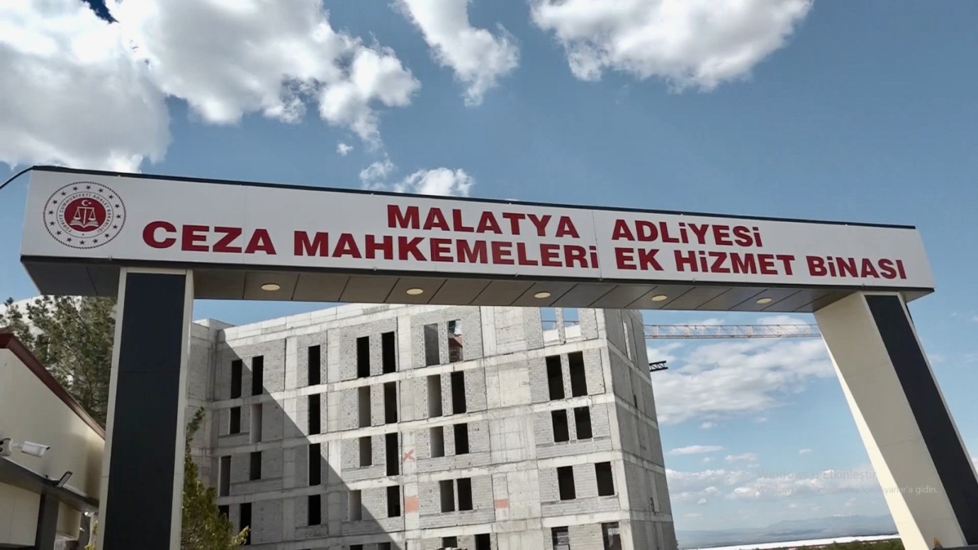 Özelif Sitesi Davası Ertelendi