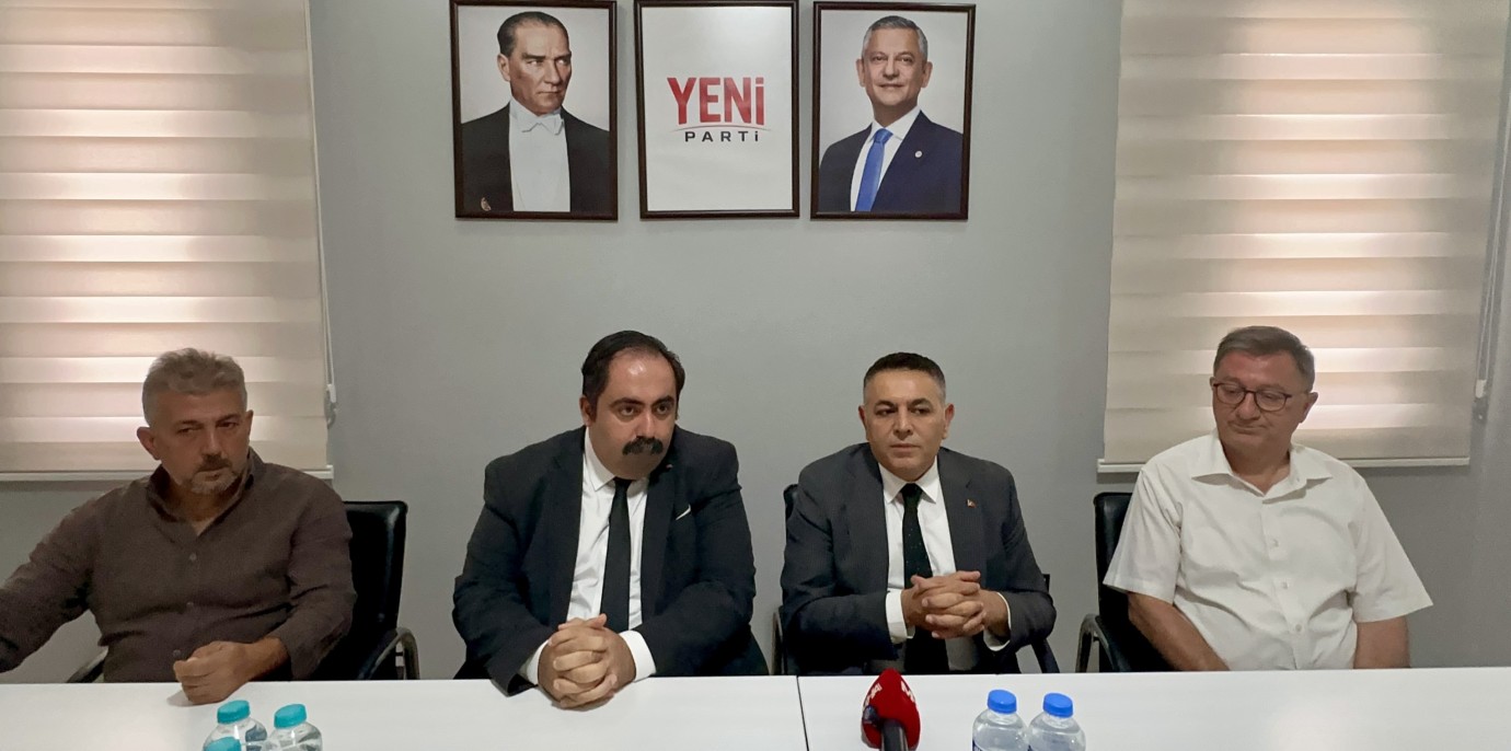 Sadıkoğlu YENİ Parti'yi Ziyaret Etti