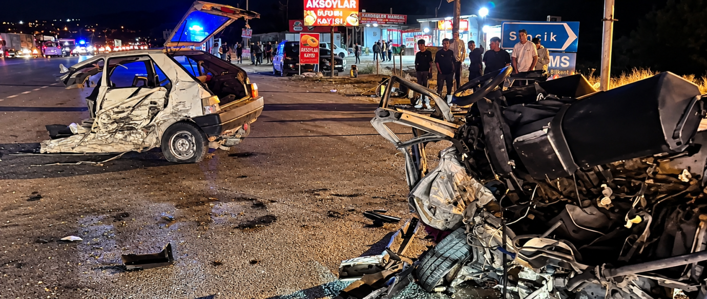 Otomobilin İkiye Ayrıldığı Kazadan Acı Haber!