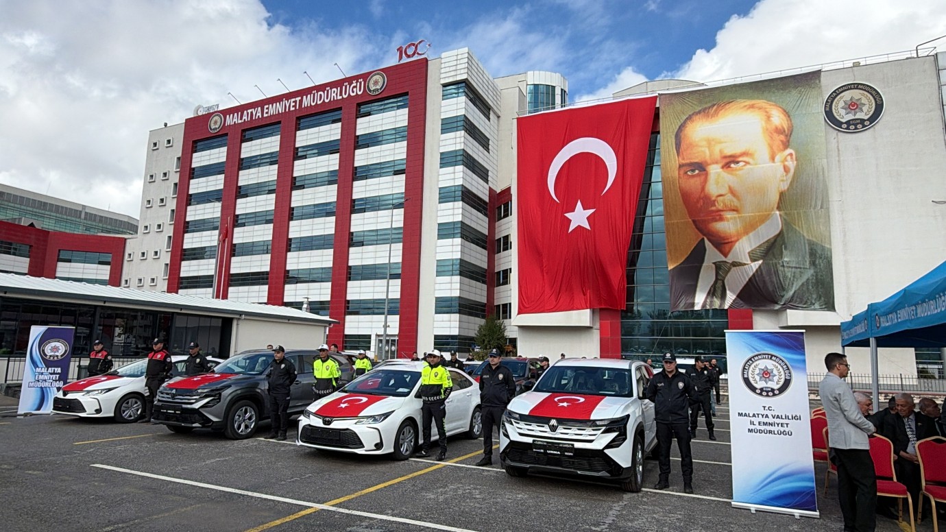Malatya Emniyetine 16 Yeni Araç