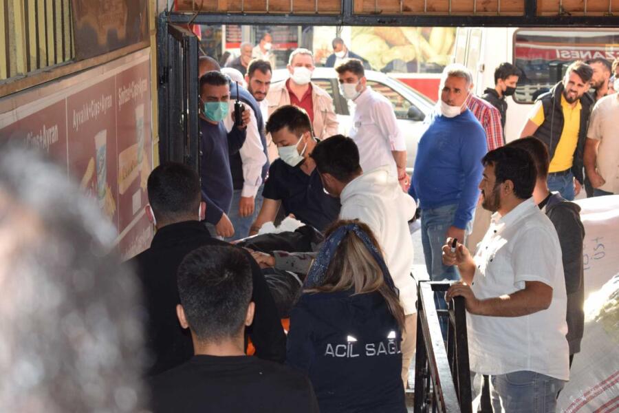 İŞ MERKEZİNDE 1 KİŞİYİ BIÇAKLAYARAK ÖLDÜREN ZANLI TUTUKLANDI