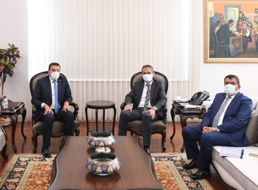 Bakan Özerden Malatya’ya Okul Müjdeleri̇