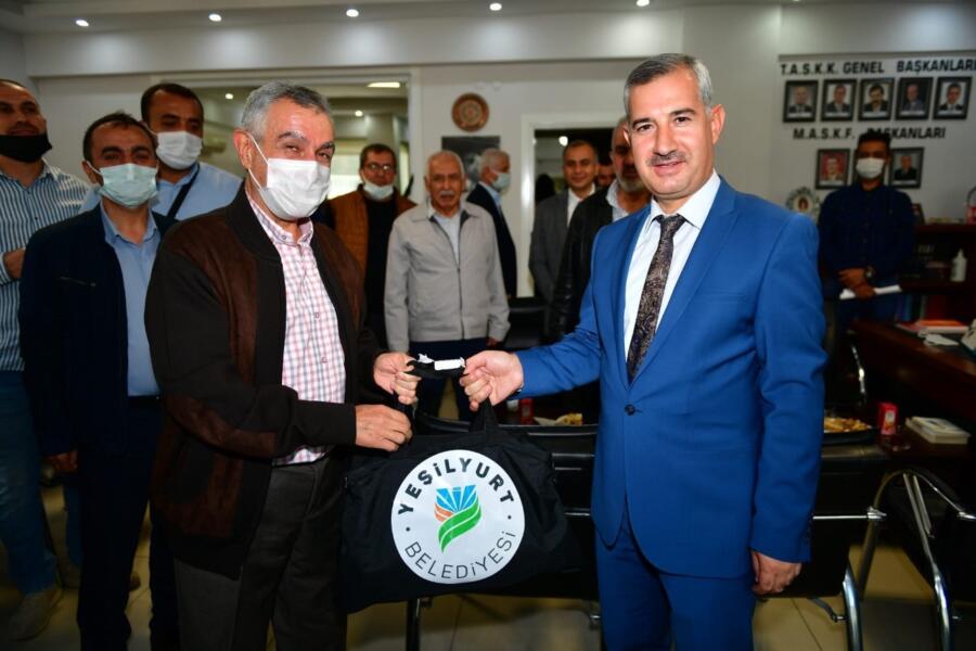 AMATÖR SPOR KULÜPLERİNE EŞOFMAN DESTEĞİ