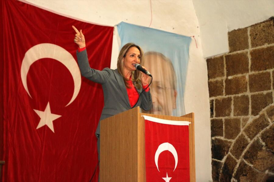 CHP KADIN KOLLARI GENEL BAŞKANI NAZLIAKA, HEKİMHAN’DA TEMASLARDA BULUNDU