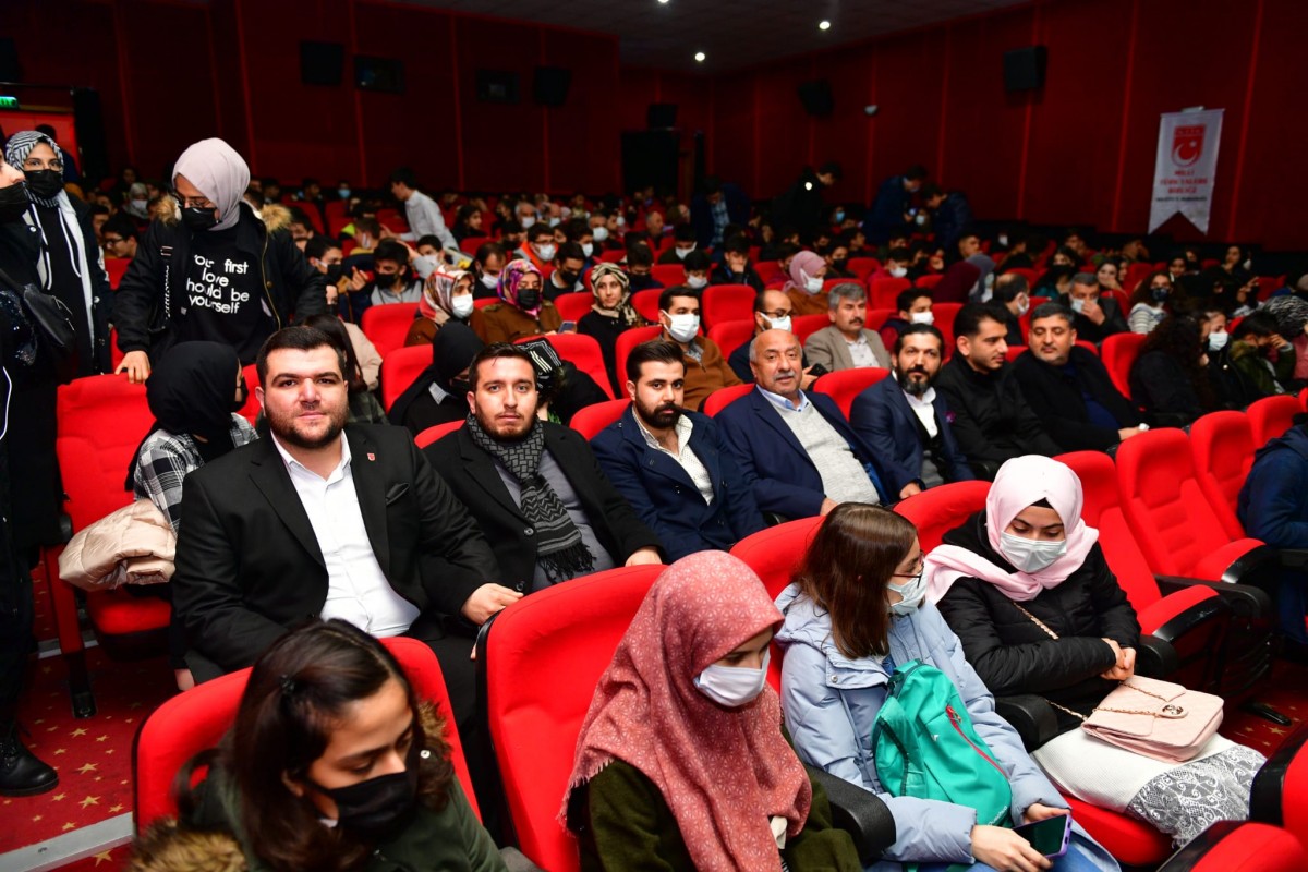 Malatya’da “Suveyda” Filmi Milli Türk Talebe Birliği Eşliğinde Lise Öğrencilerine İzletildi 