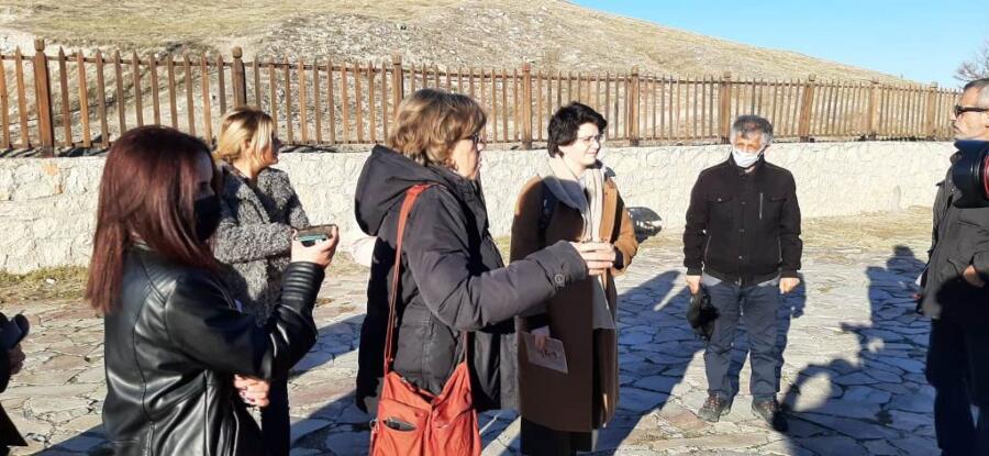 İTALYAN GAZETECİLER MALATYA’DAKİ ARSLANTEPE HÖYÜĞÜ’NÜ GEZDİ