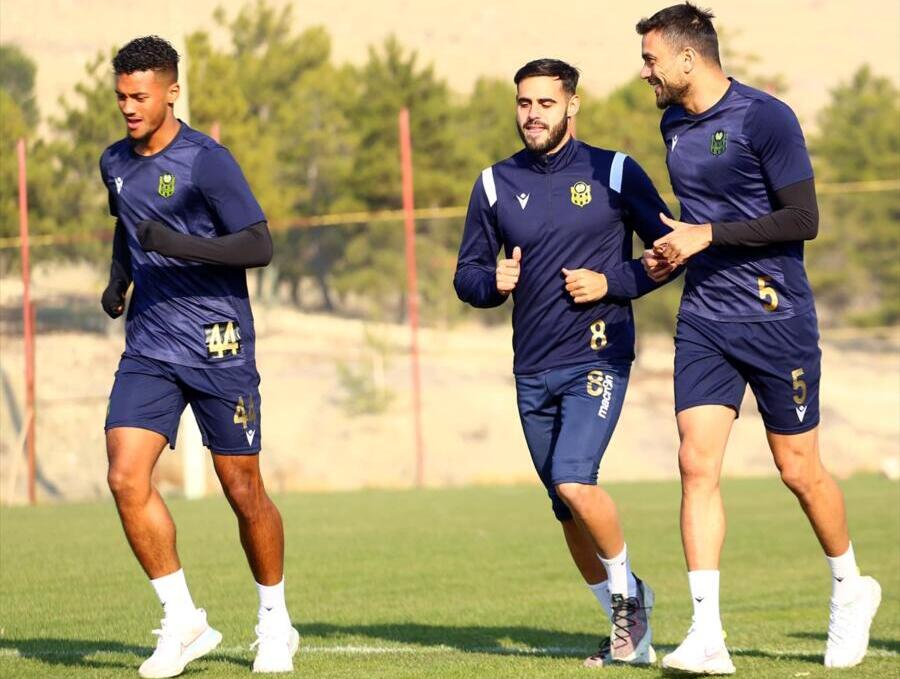 YENİ MALATYASPOR, ALANYASPOR MAÇININ HAZIRLIKLARINA BAŞLADI
