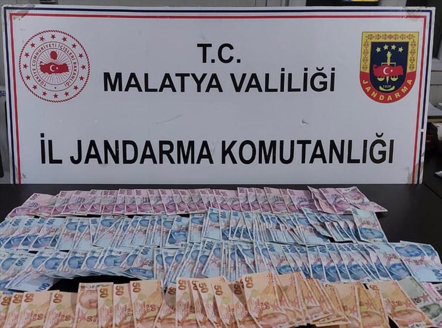 MALATYA’DA YAŞLI ADAMIN 18 BİN LİRASINI DOLANDIRAN ZANLI TUTUKLANDI