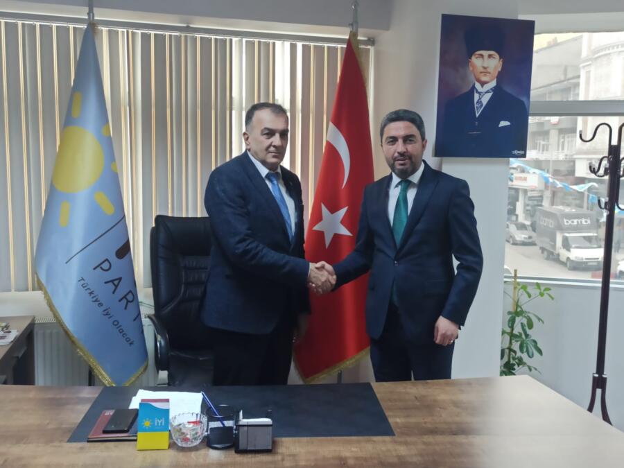CHP’DEN İYİ PARTİ’YE HAYIRLI OLSUN ZİYARETİ