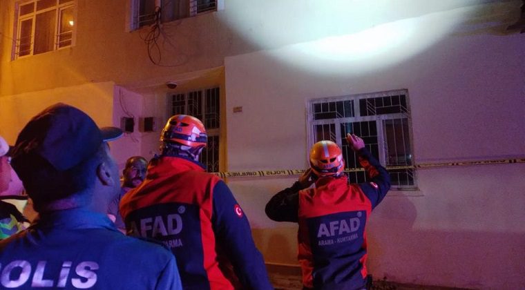 Malatya’da Hasarlı Evde Göçük Meydana Geldi̇