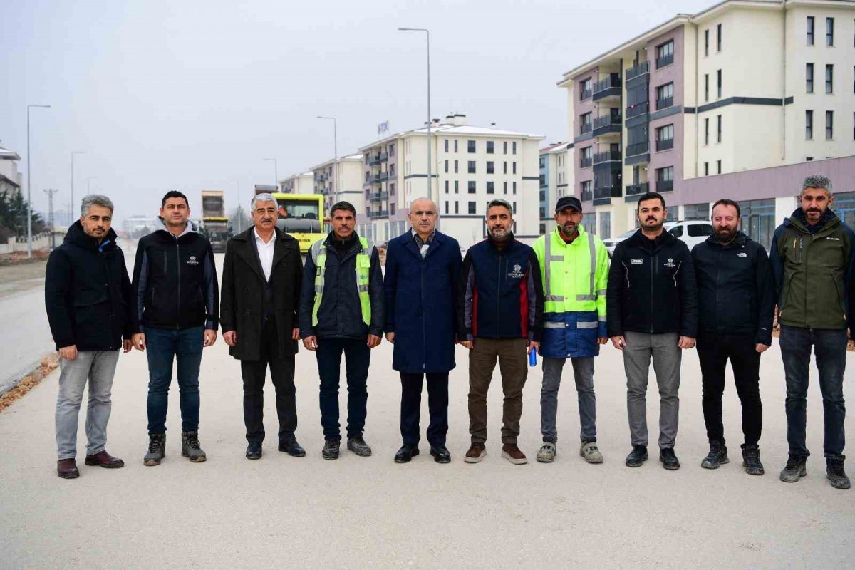 Malatya Büyükşehir Belediyesi’nden Saray Bosna Caddesi’nde  Güvenli Ulaşım Çalışmaları