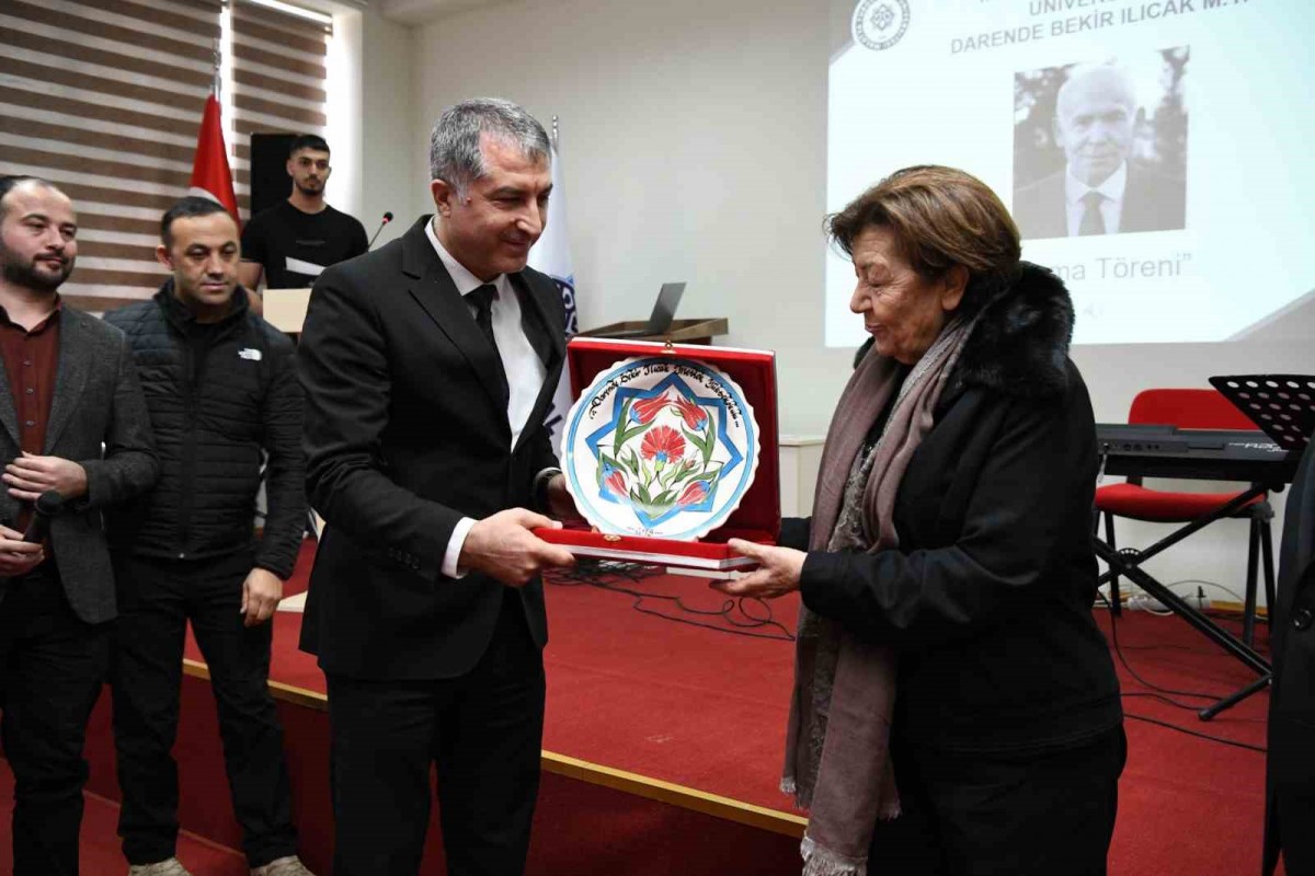 Darende’de Merhum Hayırsever Bekir Ilıcak Unutulmadı.