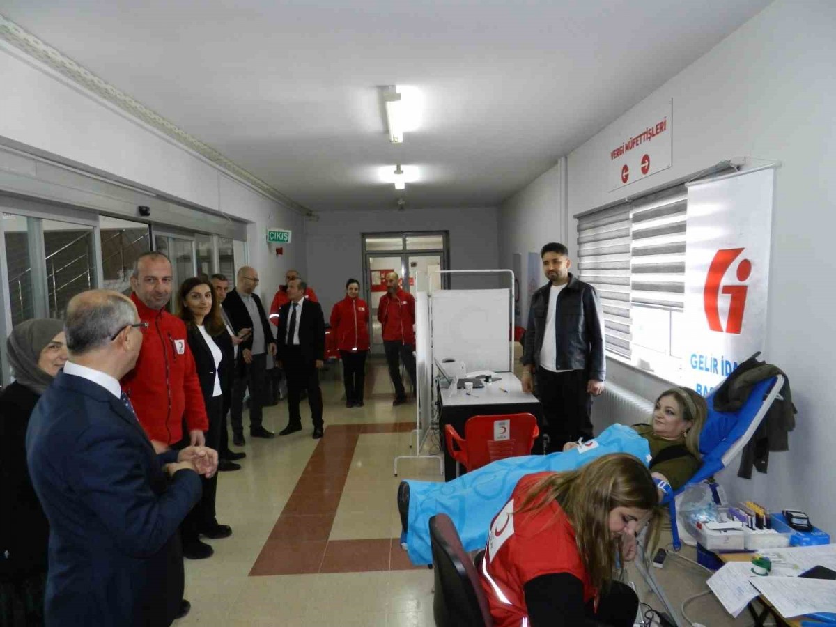 Vergi Haftası’nda Anlamlı Destek! Malatya Defterdarlığı’ndan Kan Bağışı Kampanyası
