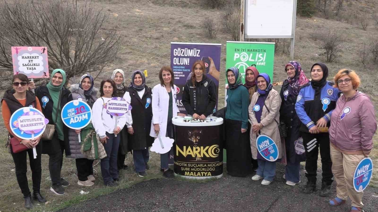 Malatya’da doğa yürüyüşü ve fidan dikimi etkinliği düzenlendi
