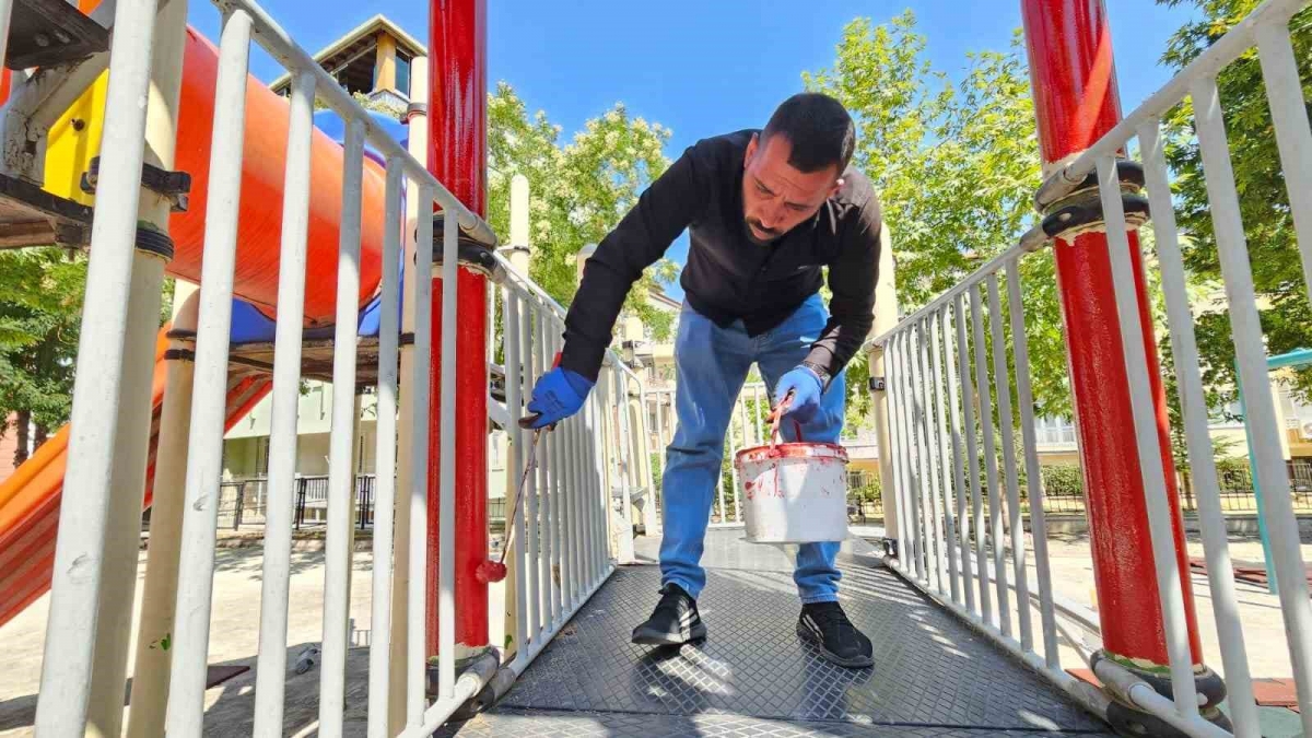 Battalgazi’de parklar yenilendi
