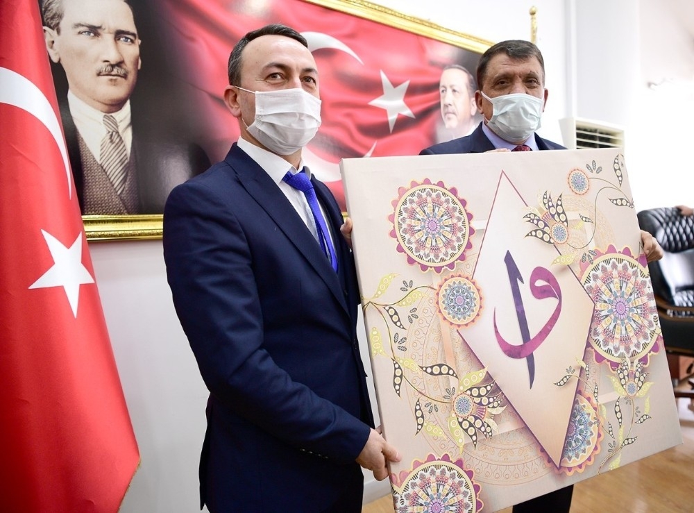 Gürkan Akçadağ Dayanışma Derneği’ni kabul etti