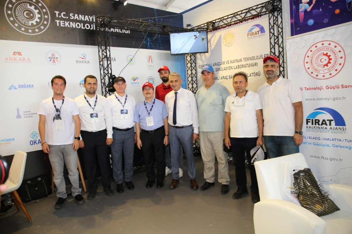FKA, TEKNOFEST’te ″Elektrikli Araçlar Sanal Gerçeklik″ projesini tanıttı
