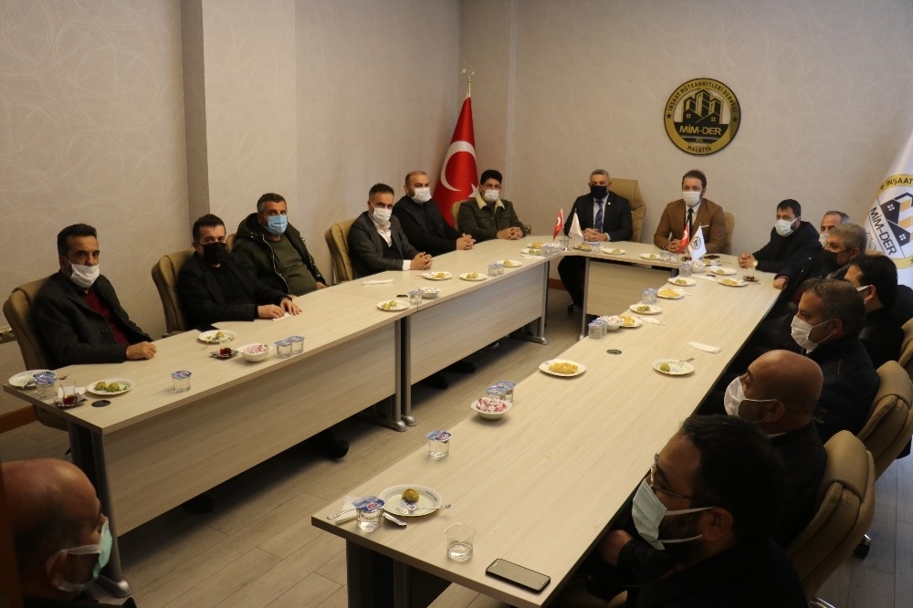 Malatya’da inşaat sektörünün sorunları masaya yatırıldı